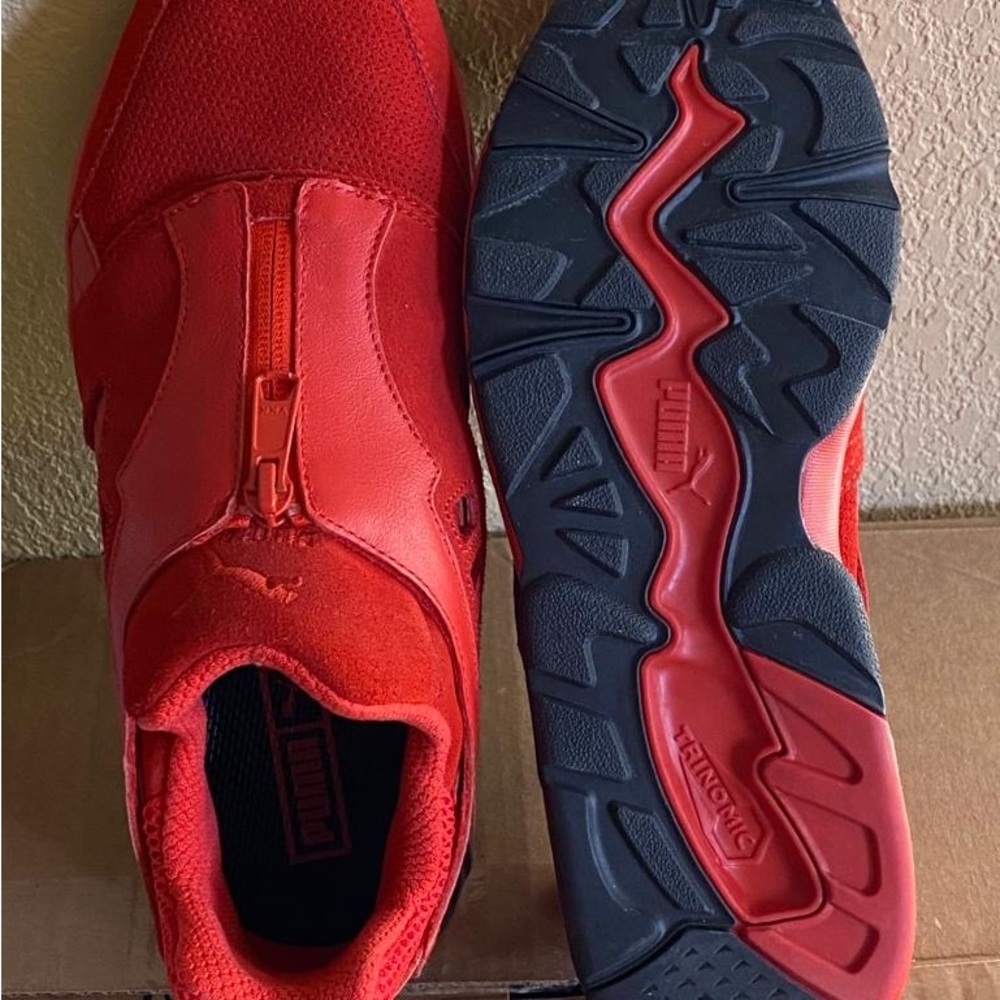 Bran new Puma trinomic zip w/o box or tags